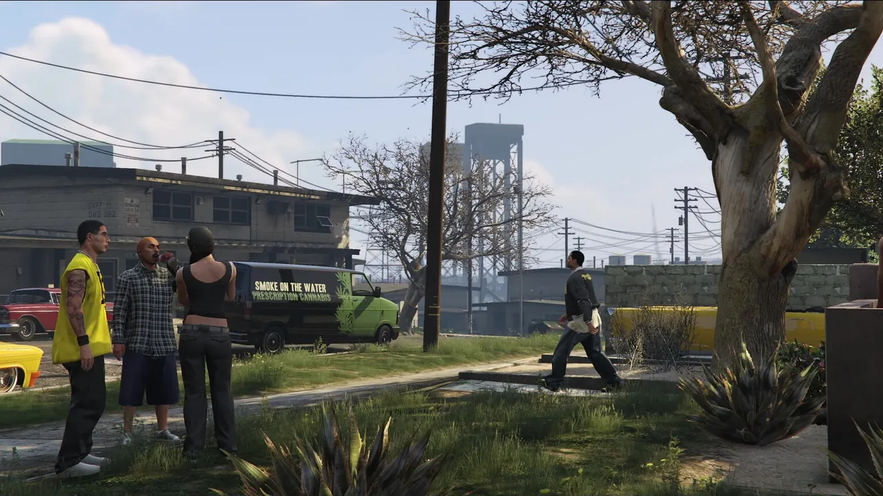 A Los Santos neighborhood scene in Grand Theft Auto V